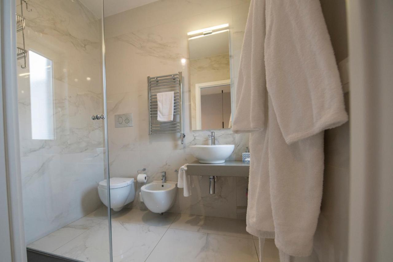 Aeolian Sea Port Bed & Breakfast *